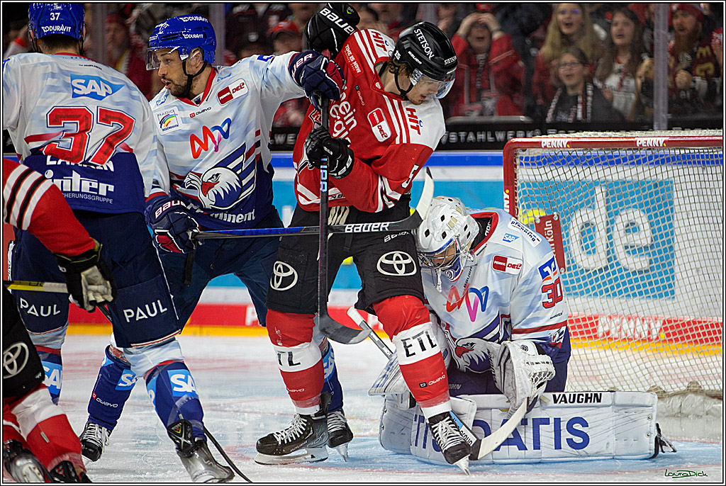 PENNY DEL; Koelner Haie-Adler Mannheim; Koeln, 26.03.2023